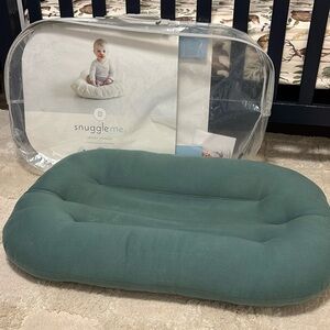 snuggle me infant lounger